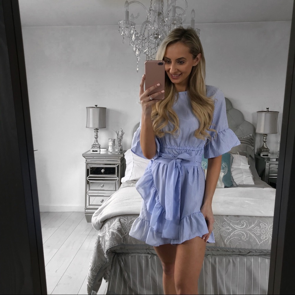 LAST ONE!!! Strip Half Sleeve Mini Dress Ruffles - Picture 4 of 8